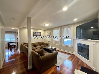 South Boston Fantastic 3 bed apartment right on South Boston, close to everything.  Boston - $4,800 50% Fee